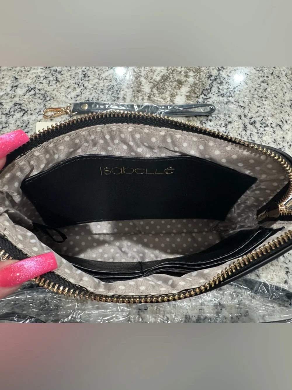 *NWT* Carrie Mini Turn Lock Crossbody/Wristlet by Isabelle Handbags - Picture 7 of 11
